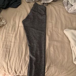 Lululemon Heathered Black Wonder Under Leggings